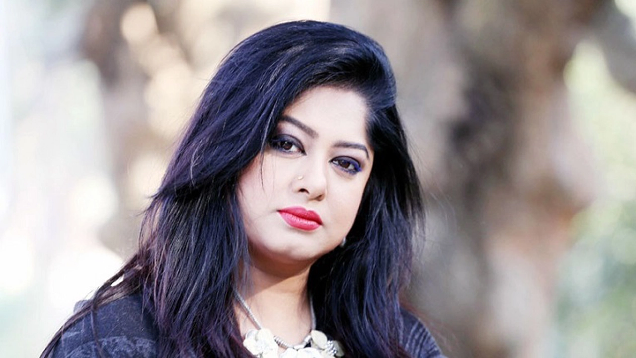 অভিনেত্রী মৌসুমী। ছবি: সংগৃহীত