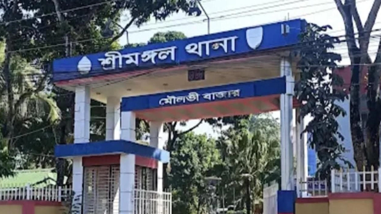 মসজিদে নামাজ চলাকালে মুসল্লিকে কলম দিয়ে হত্যা, অভিযুক্ত আটক