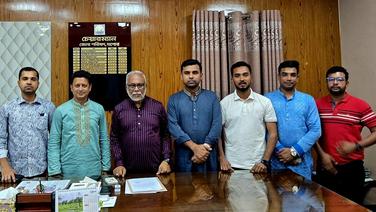 যশোরে বিএনপির শীর্ষ নেতাদের সঙ্গে ছাত্রদল নেতৃবৃন্দের সৌজন্য সাক্ষাৎ