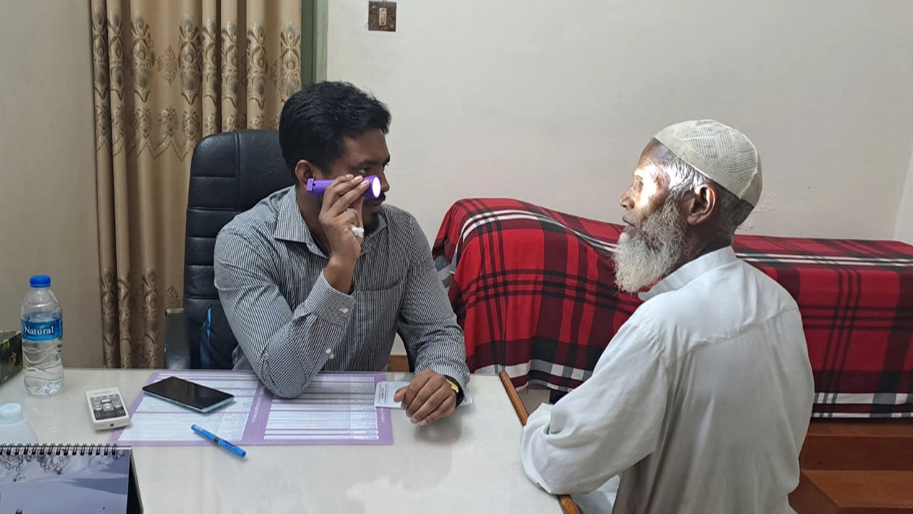 কেশবপুরে সমাধানের ফ্রি চক্ষু ক্যাম্প অনুষ্ঠিত