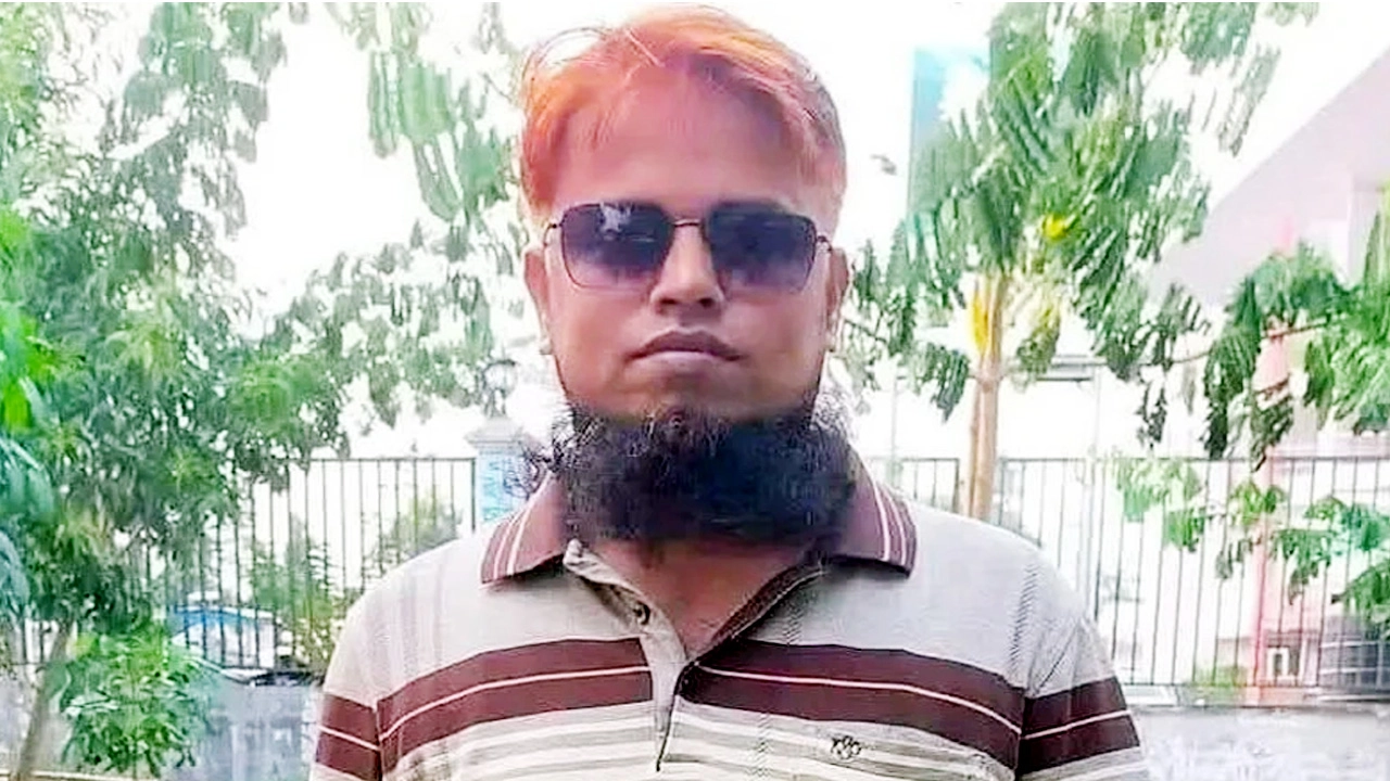 চিতলমারীতে জুস কেনাকে কেন্দ্র করে দোকানিকে কুপিয়ে হত্যা