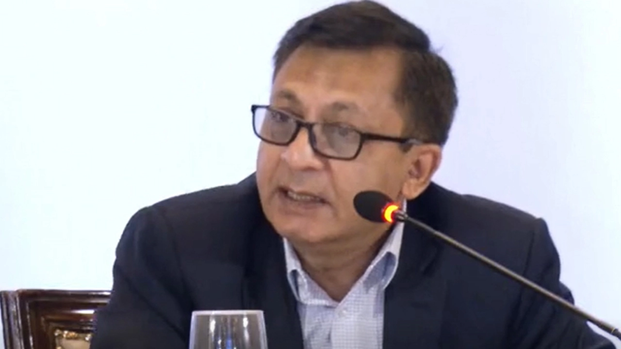 জ্বালানি তেলের দাম বাড়ার অজুহাতে নিত্যপণ্যের মূল্যবৃদ্ধি নয়: বাণিজ্যমন্ত্রীর কঠোর বার্তা