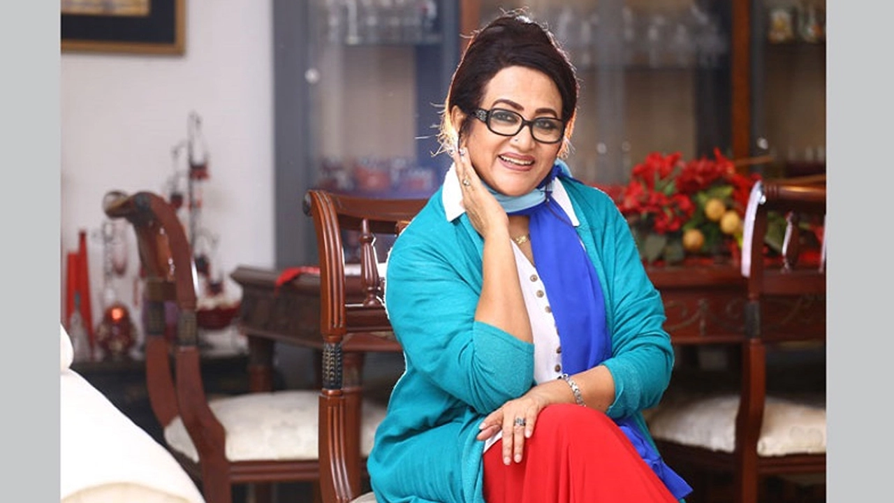 অভিনেত্রী ববিতা।
