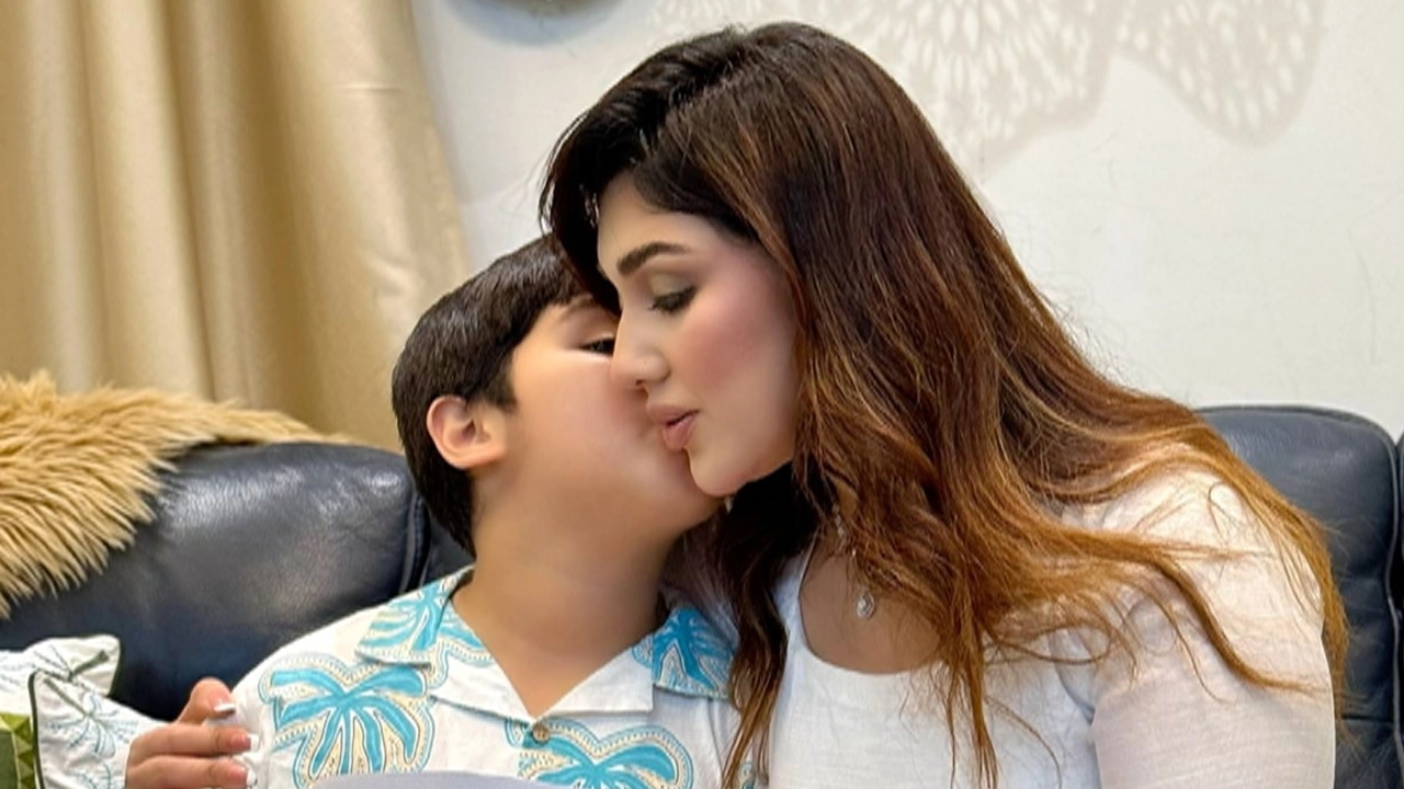 মাতৃত্ব একটি পবিত্র যাত্রা যা সততার ওপর গড়ে ওঠে : অপু বিশ্বাস