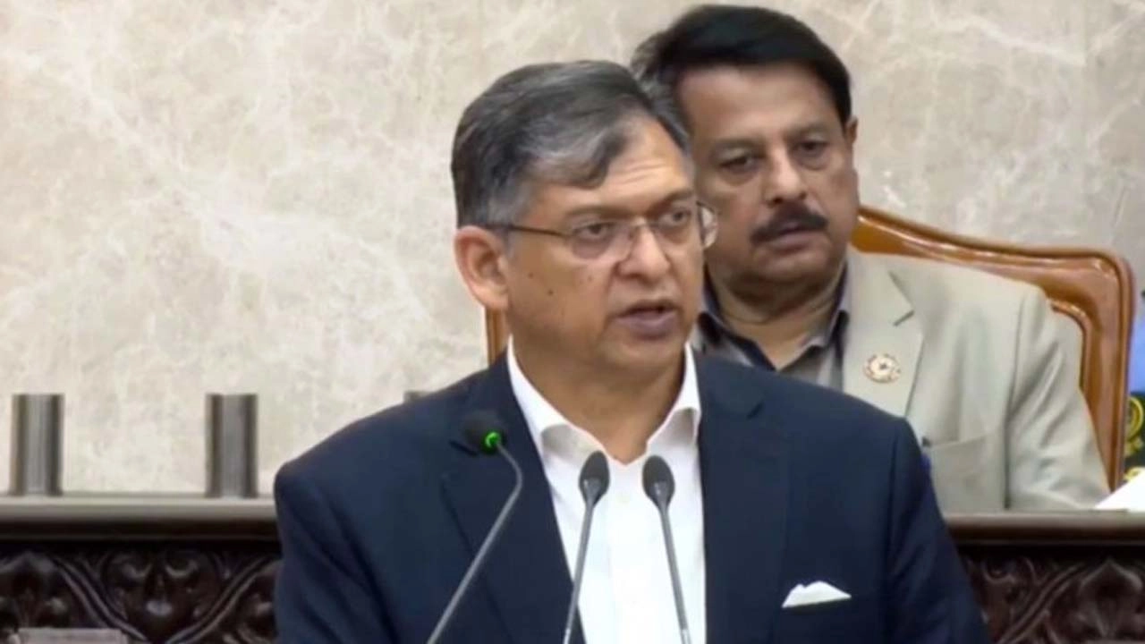 পুলিশ বাহিনীতে চেইন অব কমান্ড ভাঙলে ব্যবস্থা: স্বরাষ্ট্রমন্ত্রী