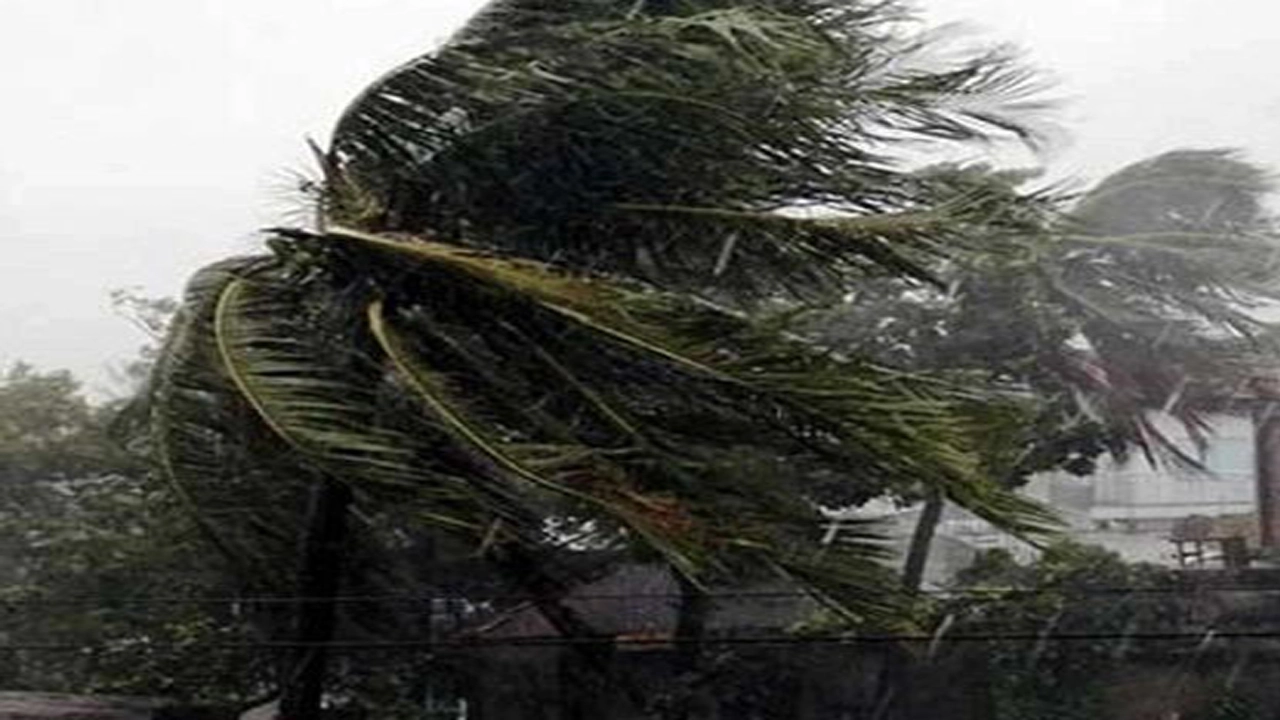 দুপুরের মধ্যেই ১০ অঞ্চলে ঝড়ের আভাস
