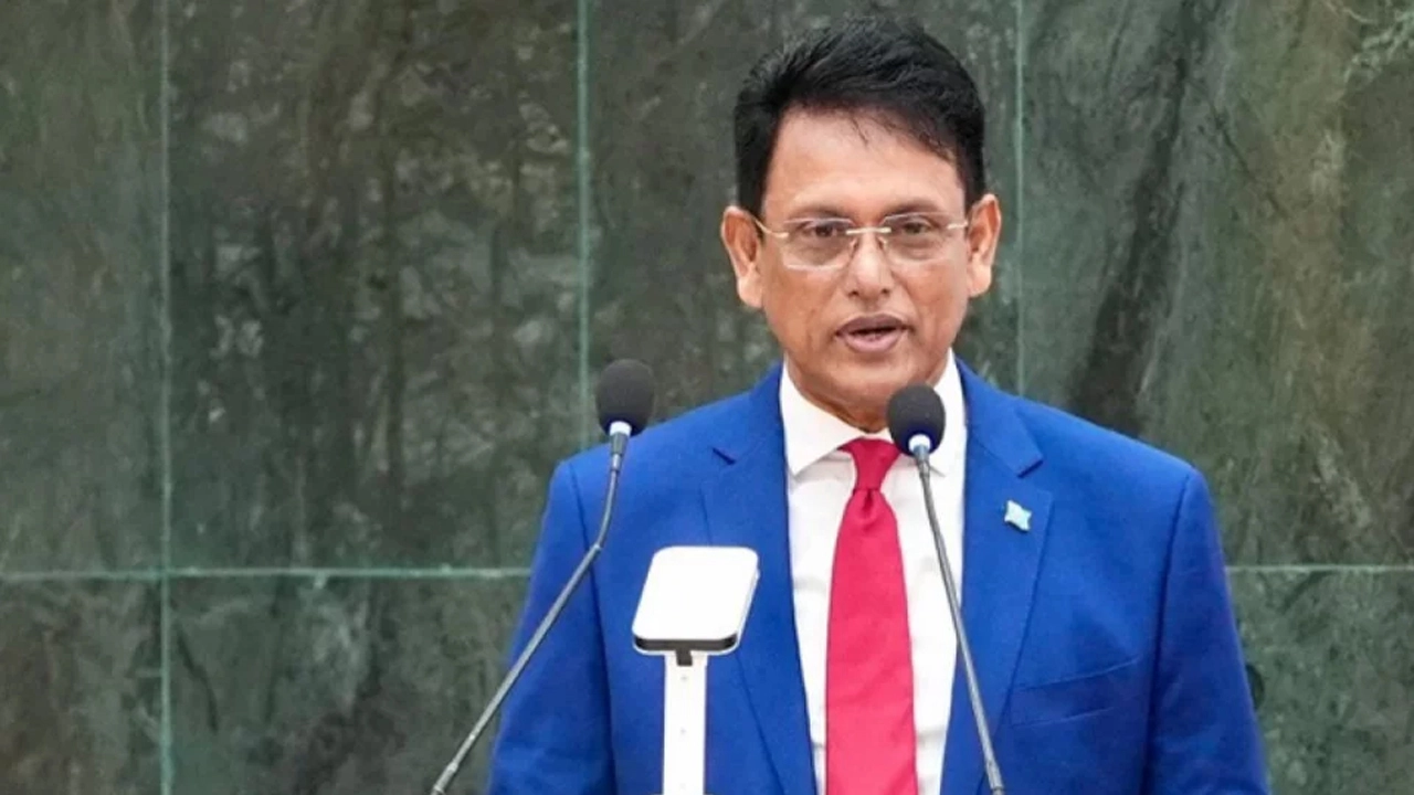 শিক্ষা ও প্রাথমিক গণশিক্ষা মন্ত্রী আ ন ম এহছানুল হক মিলন