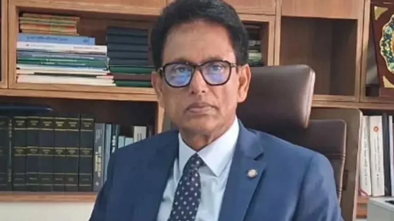 শিক্ষা এবং প্রাথমিক ও গণশিক্ষা মন্ত্রী আ ন ম এহছানুল হক মিলন।