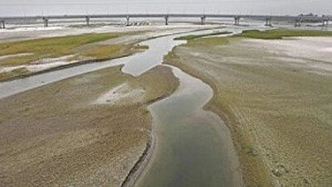 ঐতিহাসিক ফারাক্কা দিবস : পানির ন্যায্য হিস্যা আজও মেলেনি