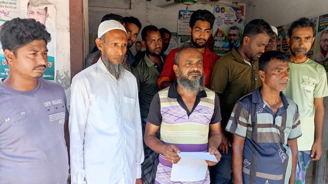 মোরেলগঞ্জে ইজিবাইক শ্রমিকদের ওপর হামলার অভিযোগ, বিচার দাবিতে সংবাদ সম্মেলন