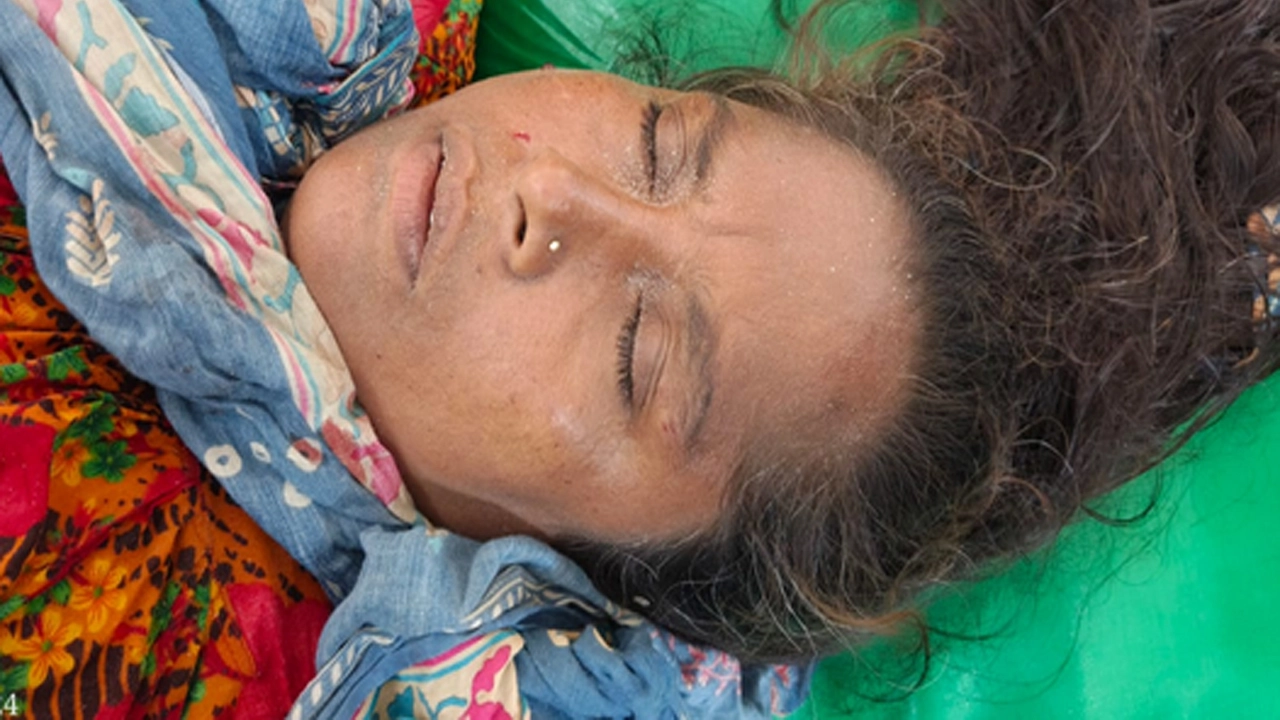 যশোরে ককটেল বিস্ফোরণে নারী শ্রমিক আহত