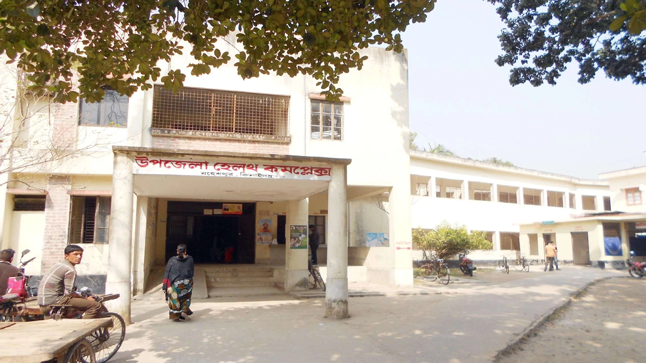চলন্ত মোটরসাইকেলে স্ট্রোক, প্রাণ গেল যুবকের