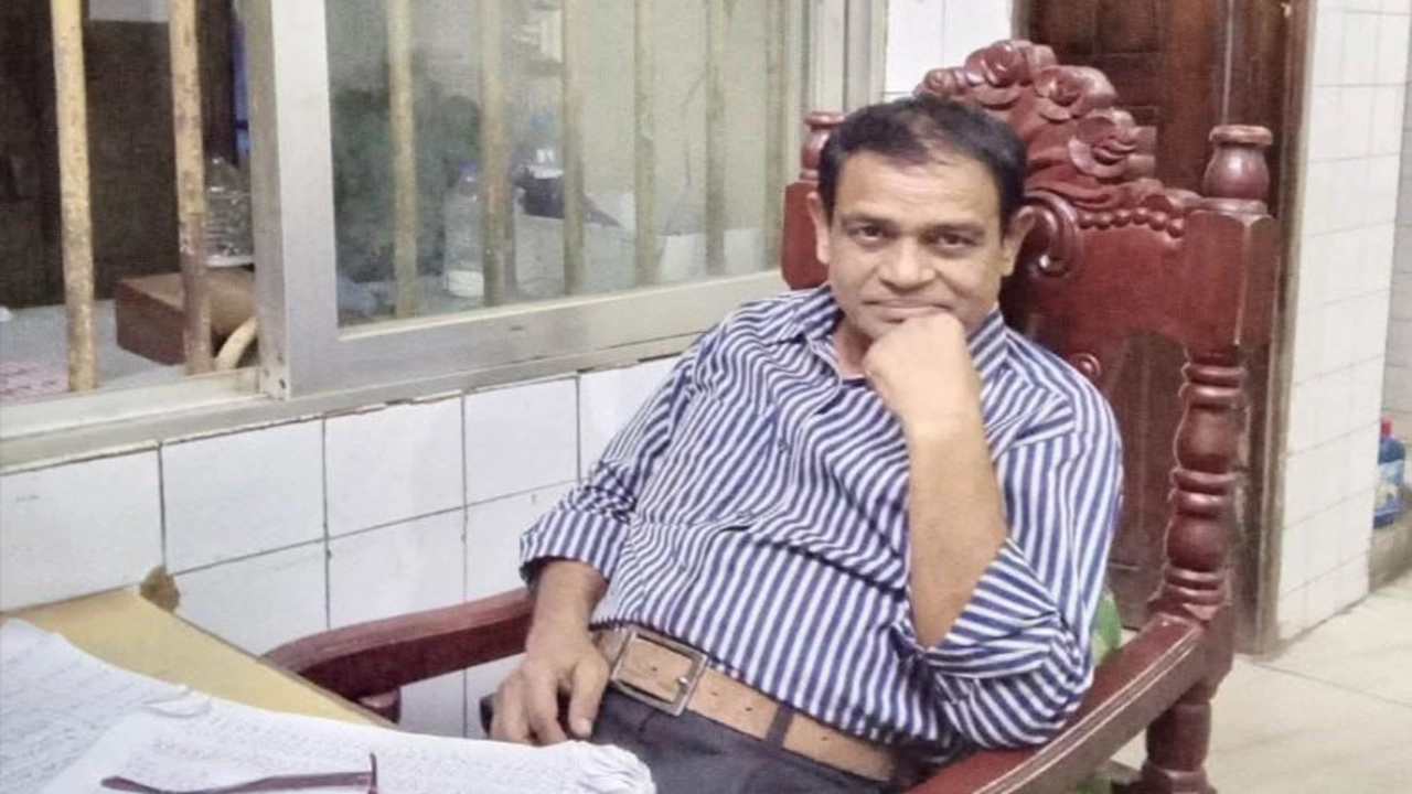 জেনারেল হাসপাতালের এক ব্রাদার বাবুল গুপ্ত । ছবি : ফেসবুক