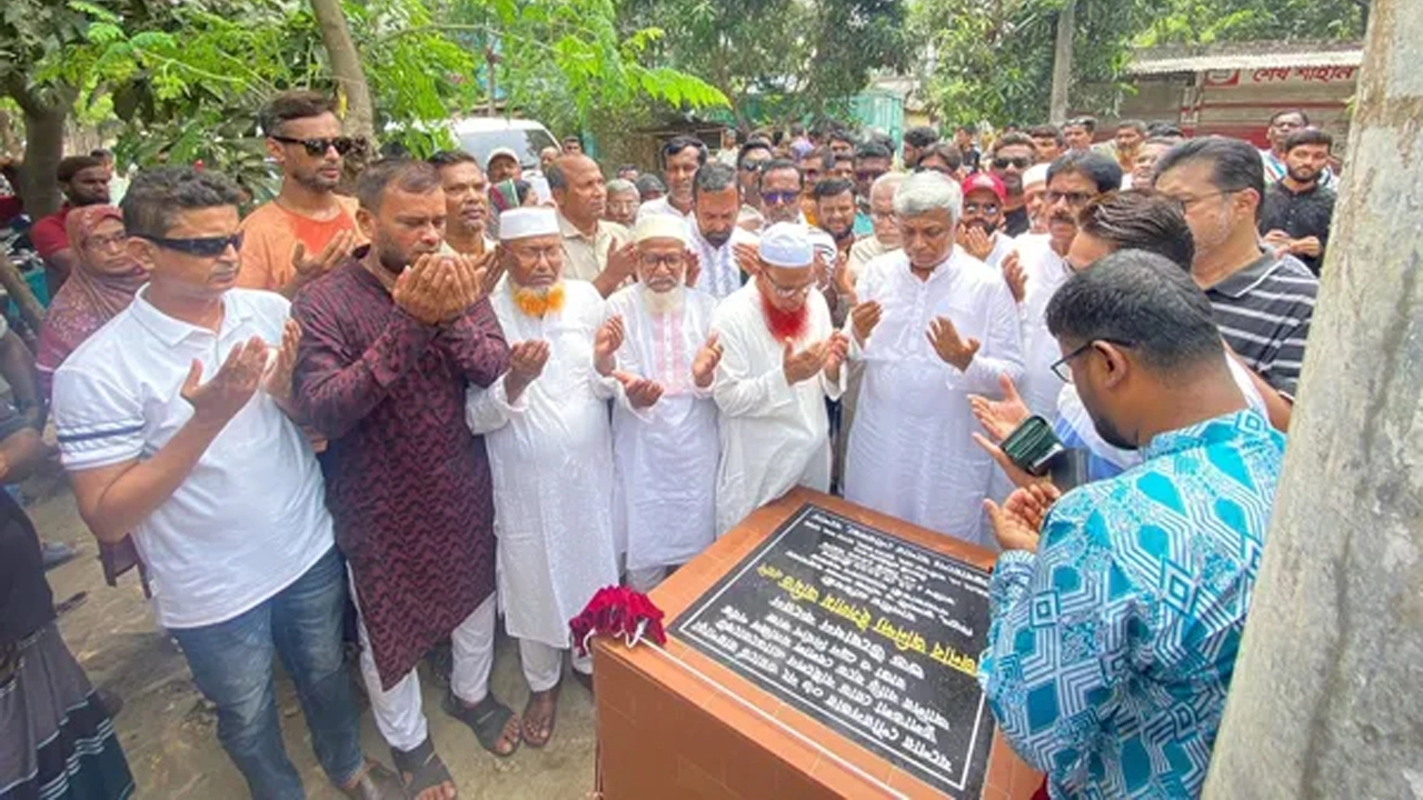 নির্বাচনী প্রতিশ্রুতি বাস্তবায়নে ১১ কোটি টাকার উন্নয়ন প্রকল্প উদ্বোধন করলেন অমিত