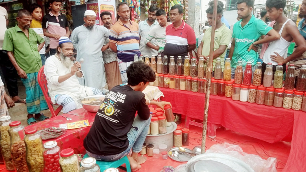 চটকদার ‘দাওয়াই’ বাণিজ্য