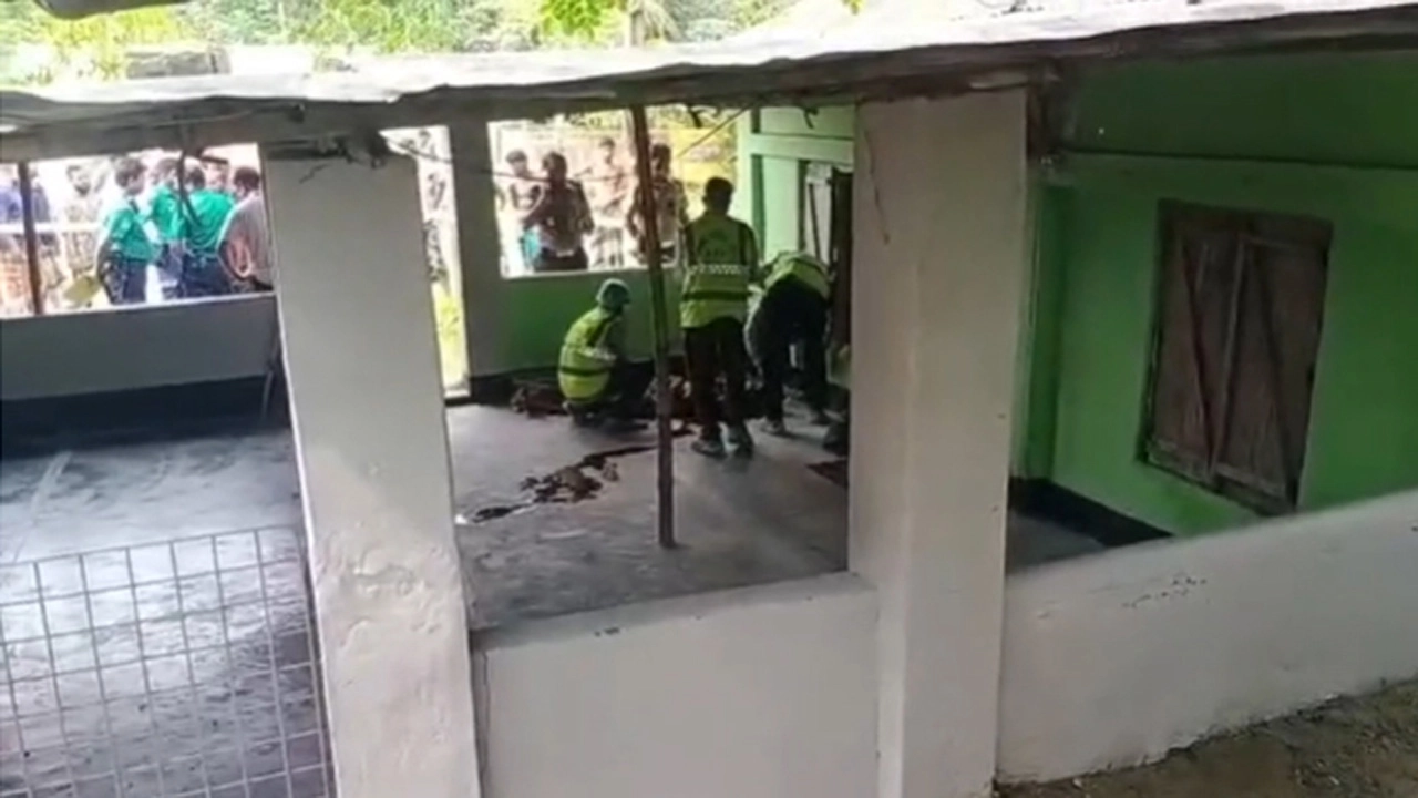 খুলনায় মসজিদের বারান্দায় দিনমজুরের মরদেহ উদ্ধার
