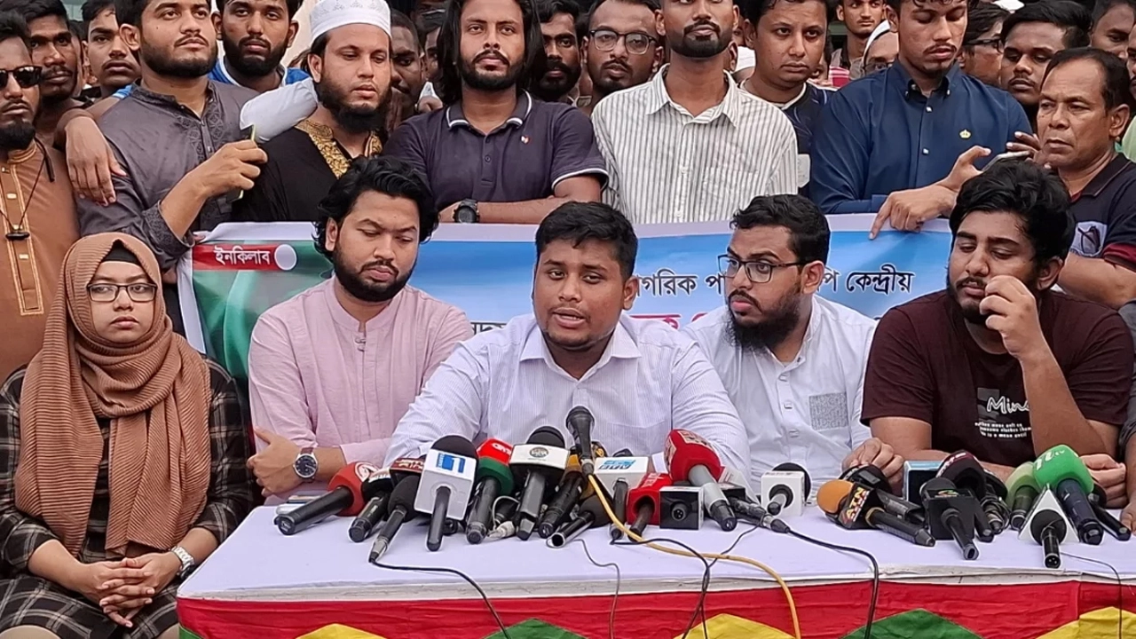 সরকার পুলিশ ও বিচার বিভাগকে দলীয়ভাবে ব্যবহার করছে, অভিযোগ হাসনাত আব্দুল্লাহর