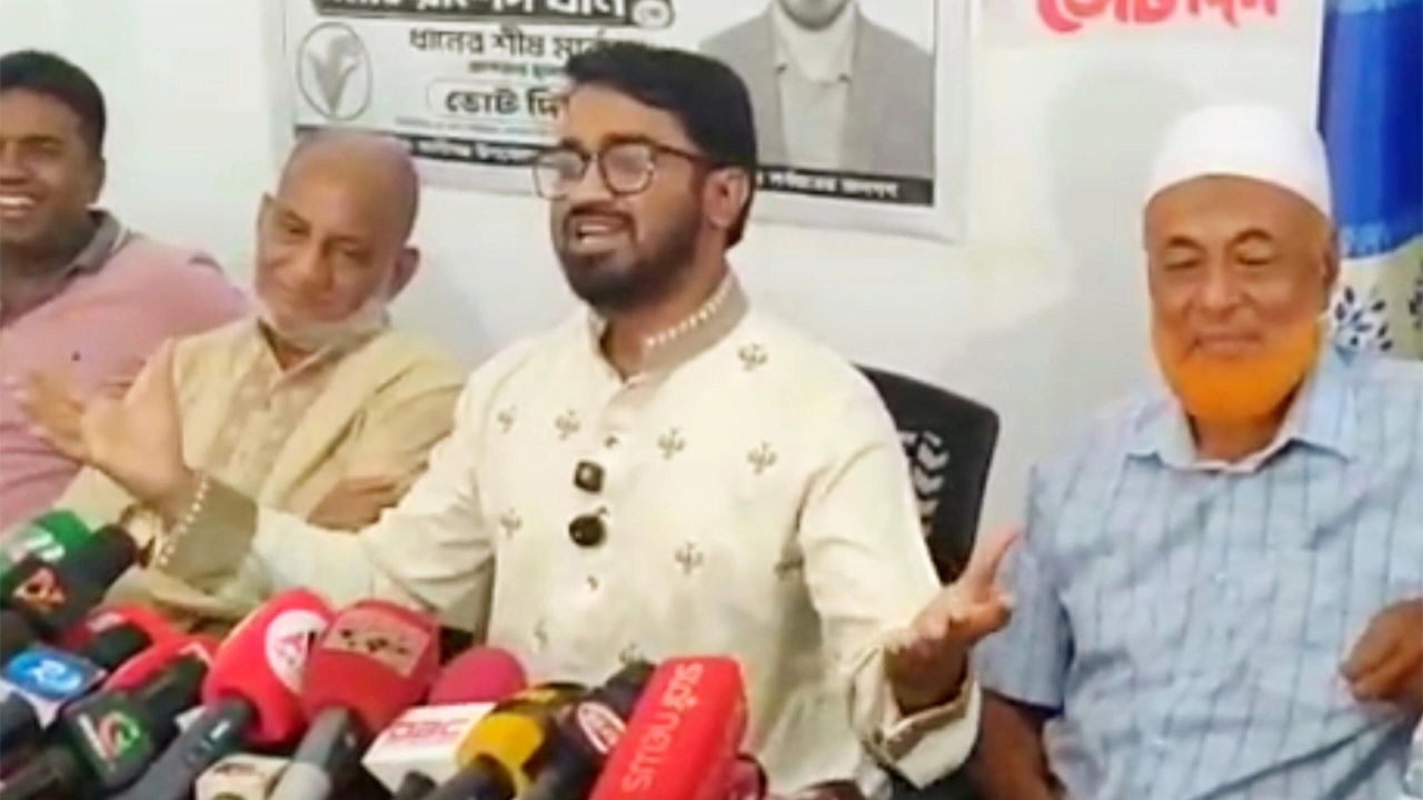 নাসীরুদ্দীন পাটওয়ারীর ওপর হামলা: জামায়াত-শিবিরকে দায়ী করলেন রাশেদ খাঁন