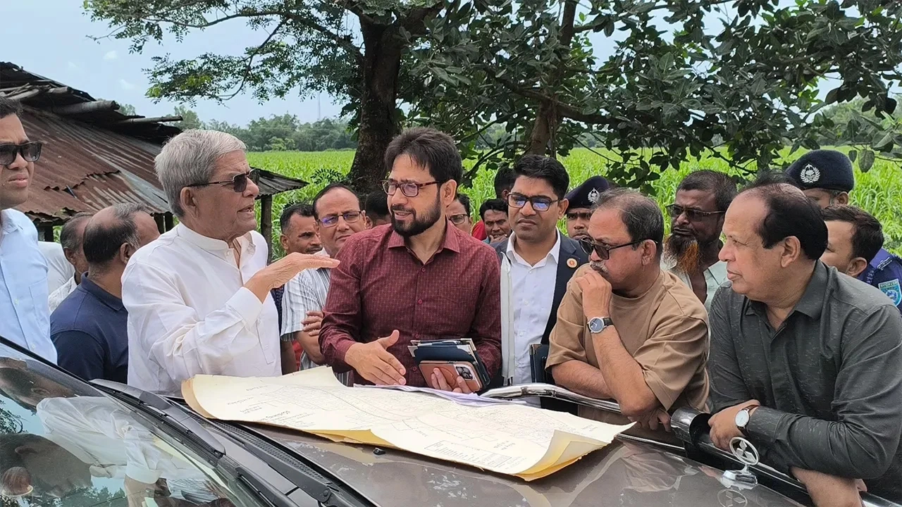 কৃষিজমি রক্ষায় সতর্ক থাকার আহ্বান মির্জা ফখরুলের