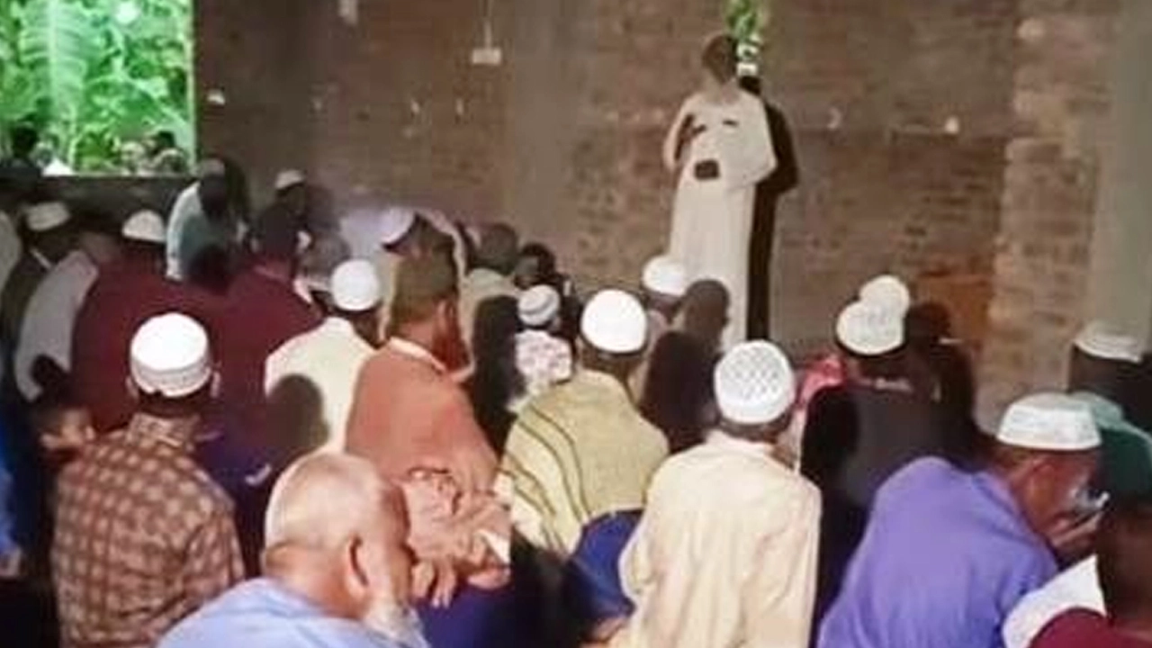 সৌদি আরবের সঙ্গে মিল রেখে সাতক্ষীরায় ঈদুল আজহা উদযাপন