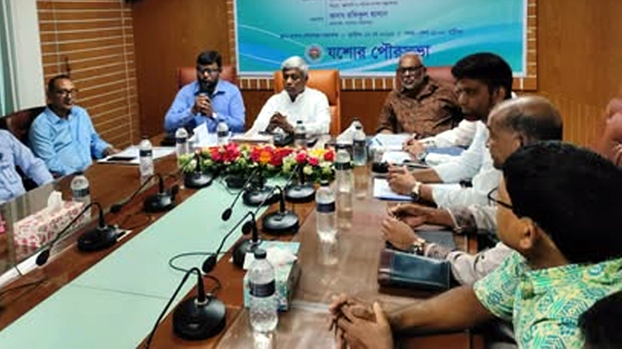 যশোরে বিকাল ৪টার মধ্যে কোরবানির বর্জ্য অপসারণের নির্দেশ প্রতিমন্ত্রীর