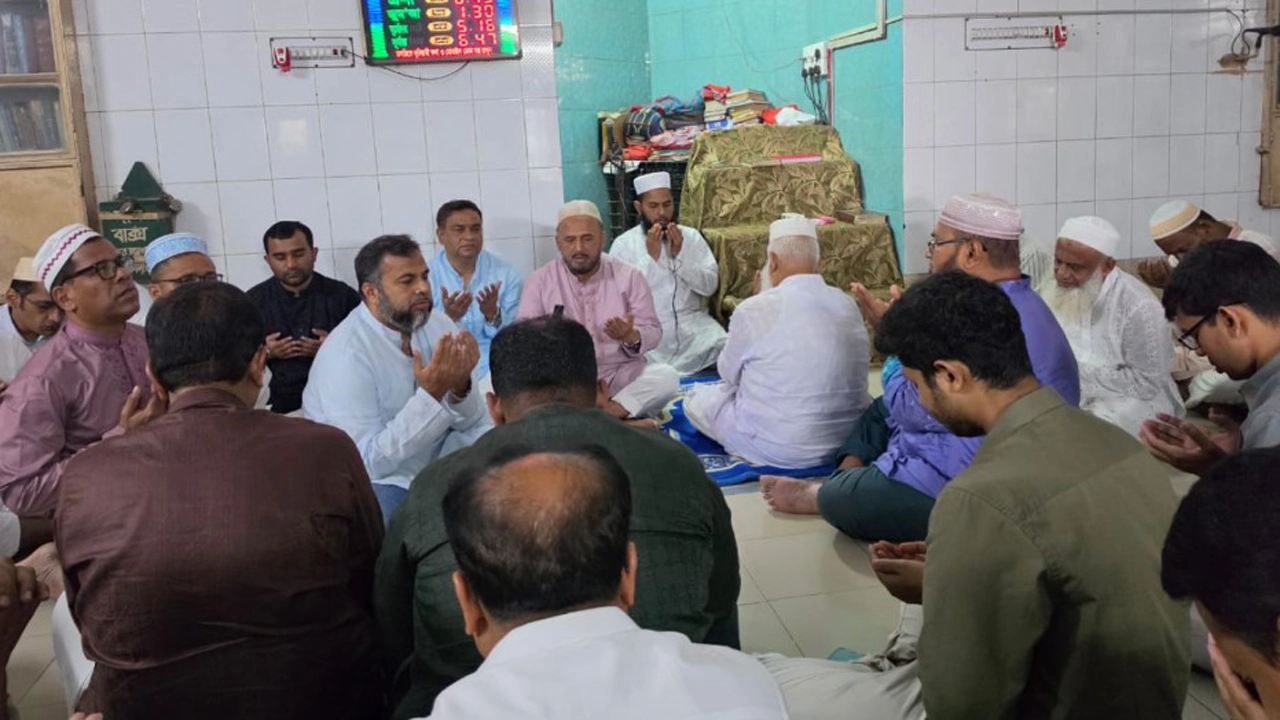 ড্যাব যশোর জেলা শাখার উদ্যোগে দোয়া মাহফিল অনুষ্ঠিত