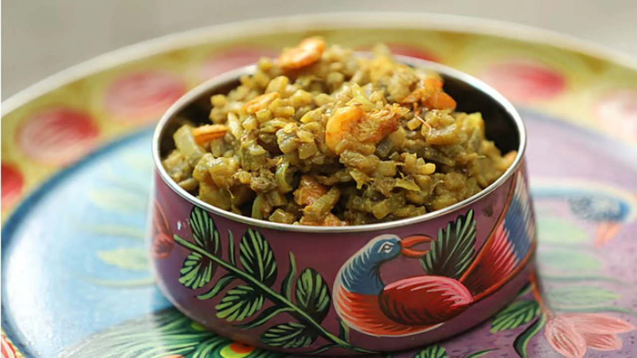 থোড়কুচি-চিংড়ি: গ্রামবাংলার হারানো স্বাদ