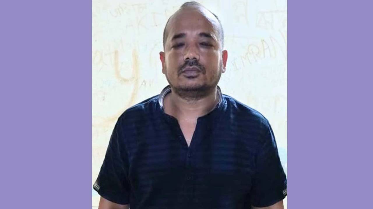 খুলনায় যৌথ বাহিনীর অভিযানে জনি আটক
