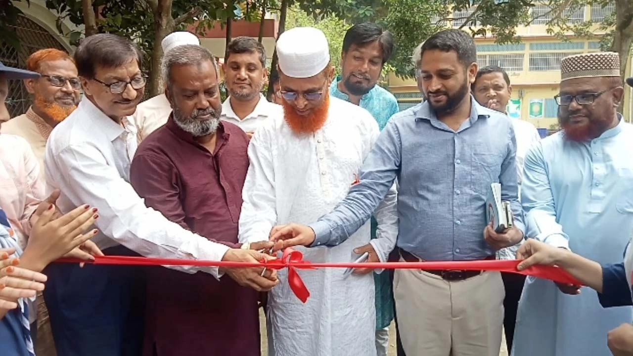গাইবান্ধায় স্টার্টআপ ও বিজ্ঞান প্রদর্শনী উদ্বোধন