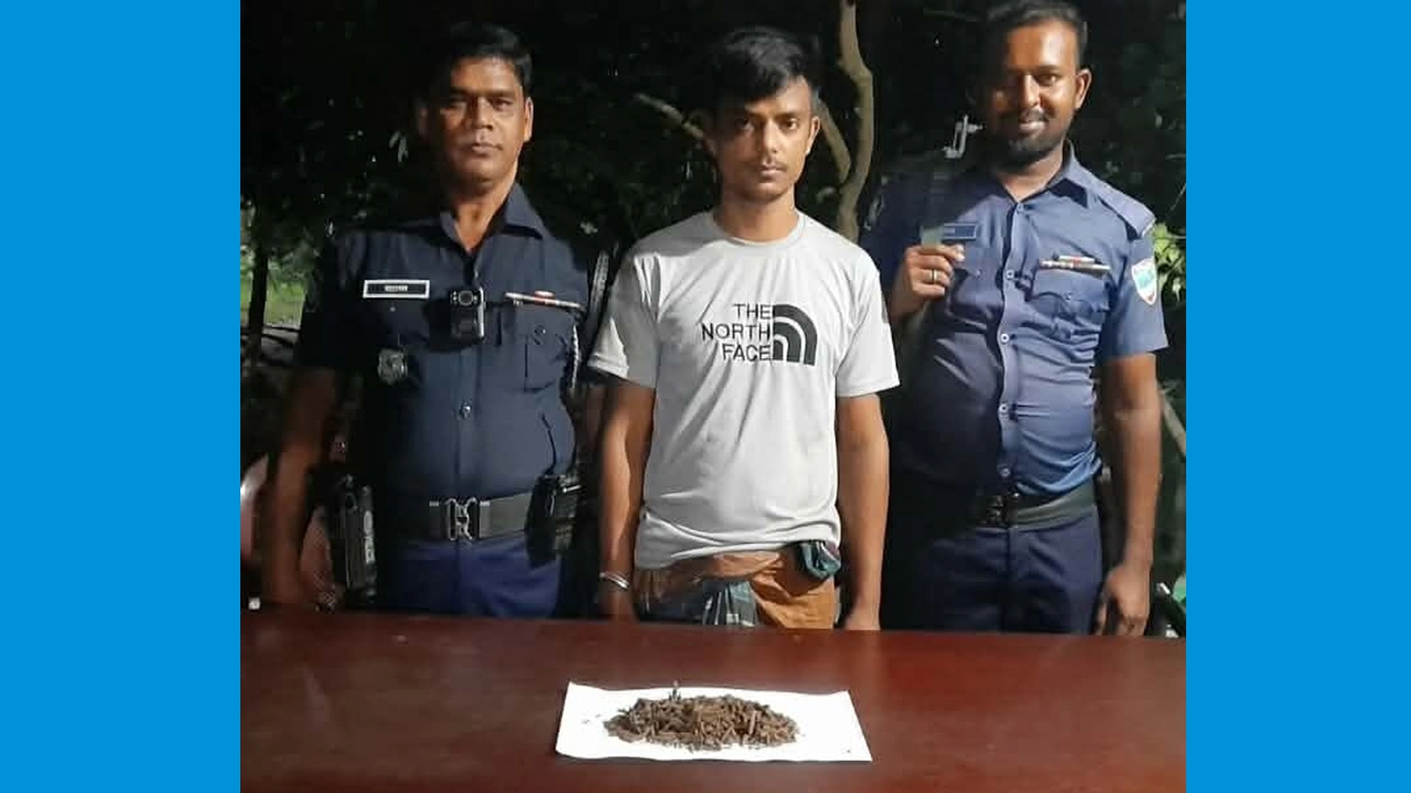 মণিরামপুরে গাঁজাসহ মাদক কারবারি আটক ¦ ছবি: প্রতিনিধি