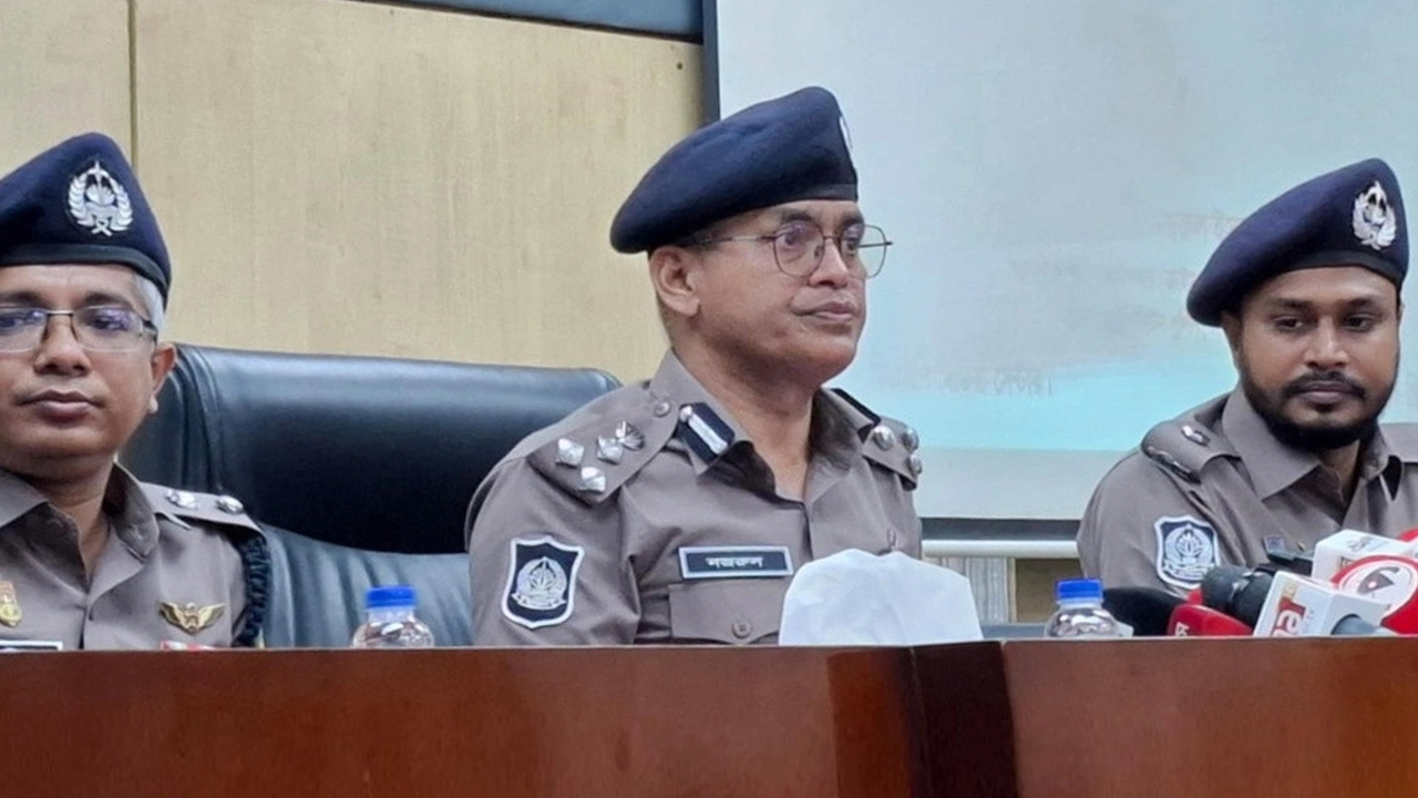 আওয়ামী লীগের প্রতিষ্ঠাবার্ষিকী ঘিরে সতর্ক ডিএমপি