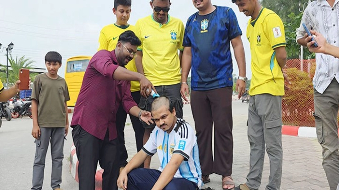 ব্রাজিল জয়ে আর্জেন্টিনা সমর্থকের মাথা ন্যাড়া
