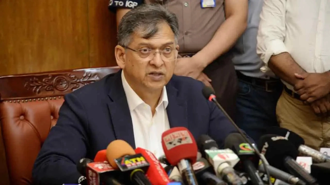 বেনজীরকে দেশে ফেরানোর প্রক্রিয়া চলছে : স্বরাষ্ট্রমন্ত্রী