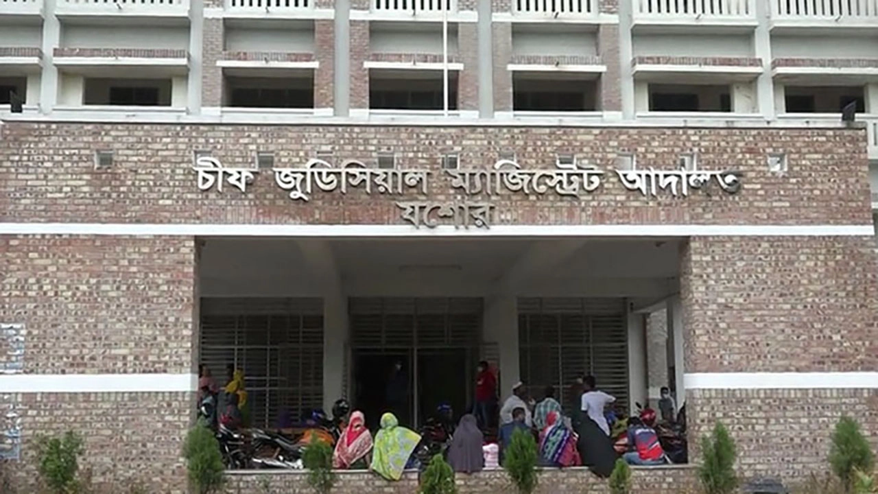 শার্শার ইকরামুল হত্যা মামলায় আটক কাদেরের একদিনের রিমান্ড মঞ্জুর