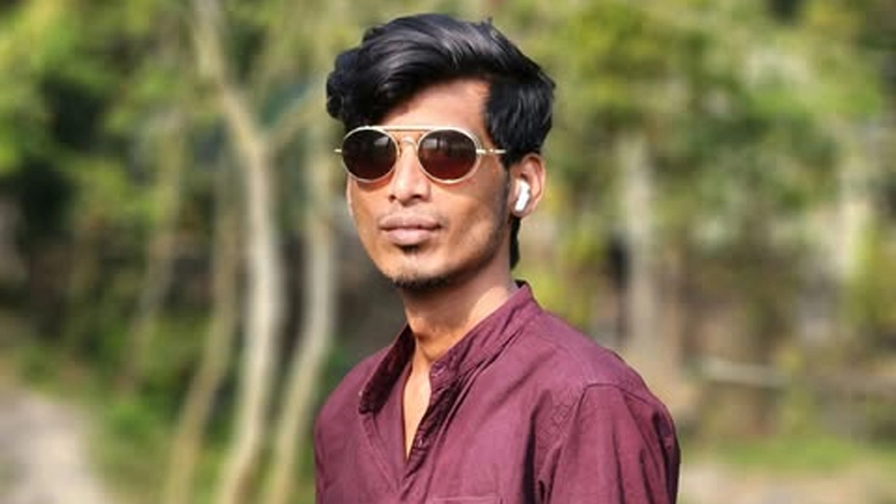 যশোরের সন্ত্রাসী চশমা সাইদকে গলা কেটে হত্যা