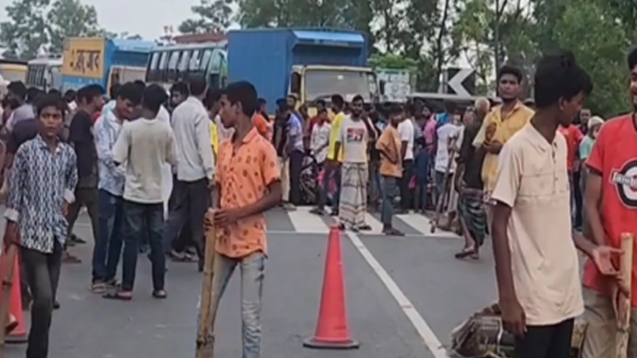 লালমনিরহাটে এভিয়েশন বিশ্ববিদ্যালয়ের বাসের ধাক্কায় অটোচালক নিহত