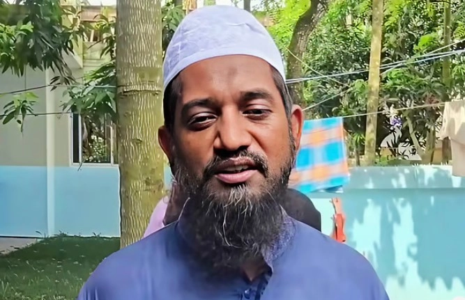 সবার সঙ্গে ঘটনাস্থলে যান মুয়াজ্জিন, অথচ তিনিই ছিলেন হত্যাকারী