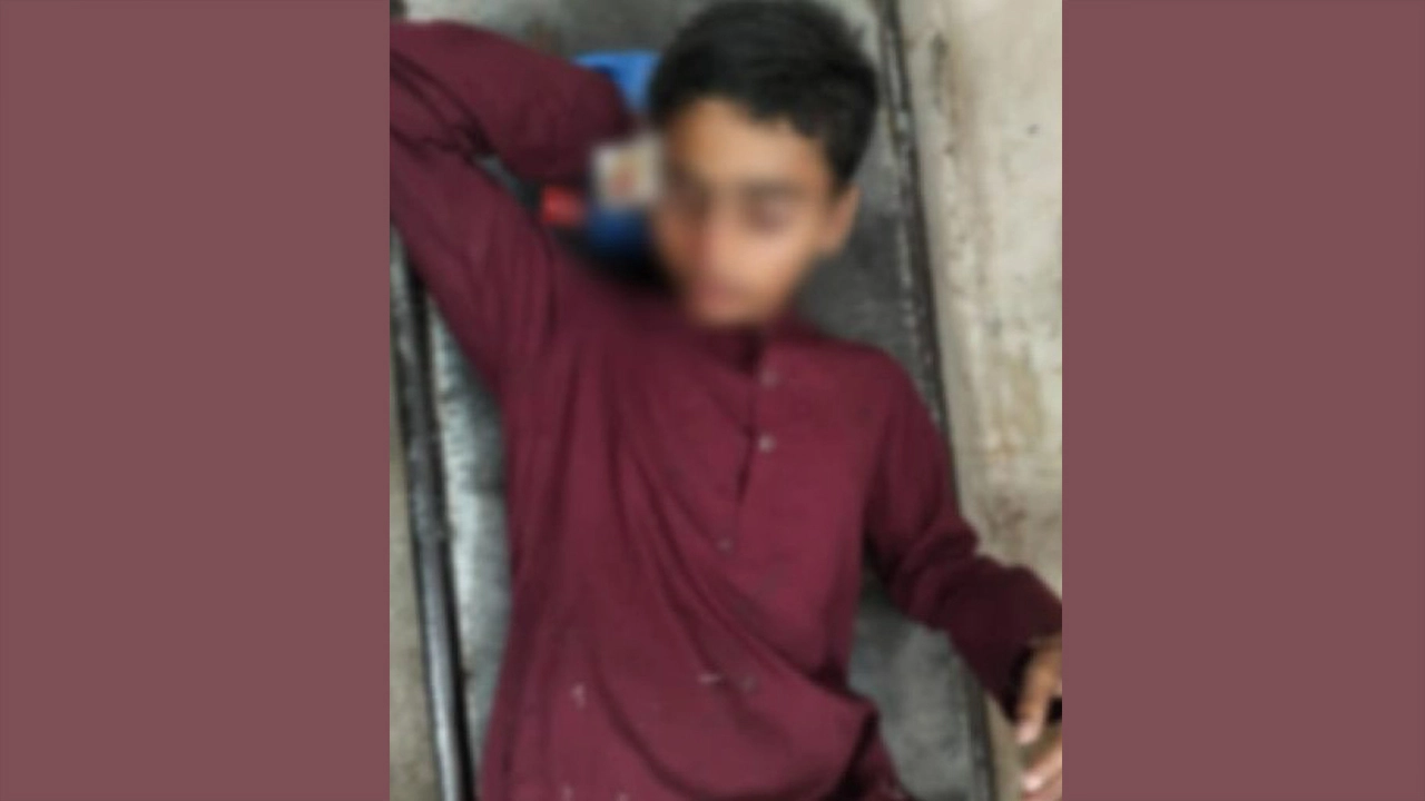 ঝিকরগাছায় ইজিবাইকের ধাক্কায় দুই মাদ্রাসাছাত্র আহত