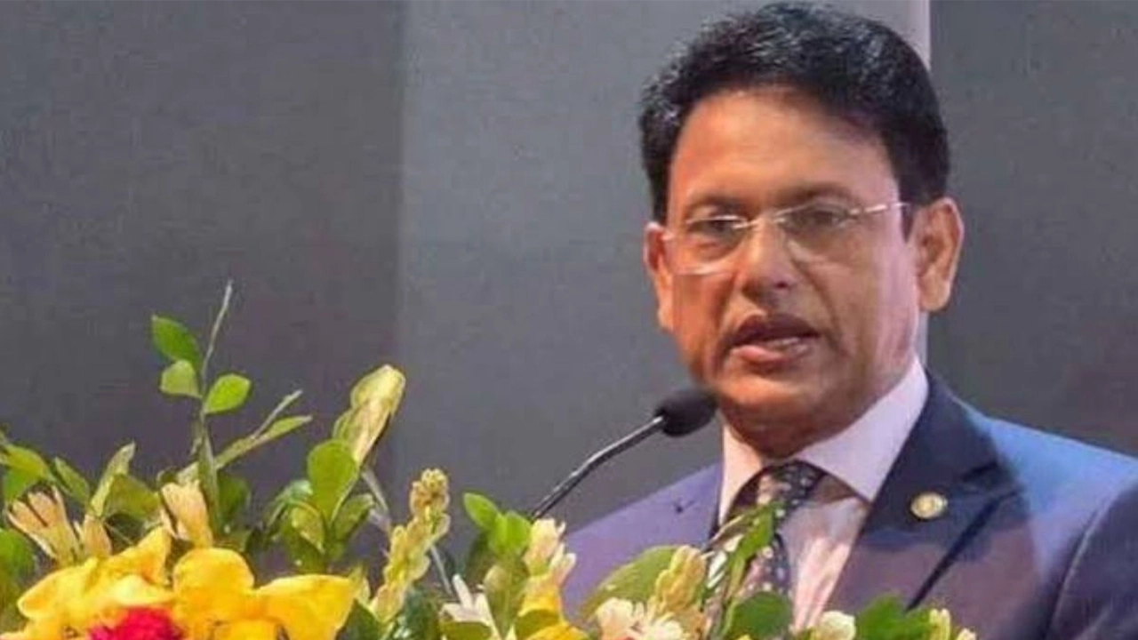 শিক্ষামন্ত্রী আ ন ম এহছানুল হক মিলন।