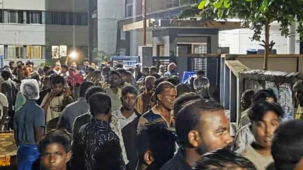 থানা ঘেরাও করে আটক যুবলীগ নেতাকে ছাড়িয়ে নিল গ্রামবাসী