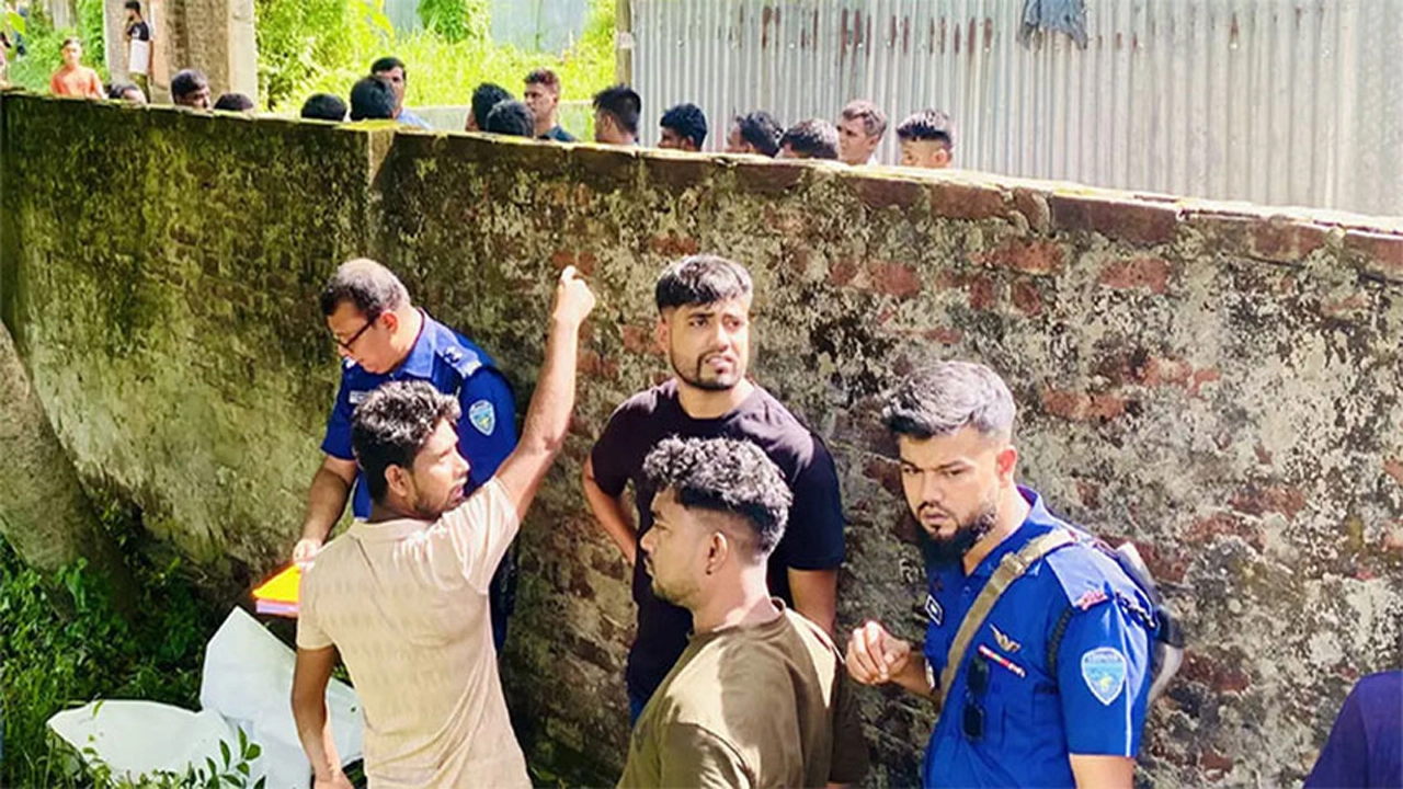 চট্টগ্রামে ১৪ ঘণ্টার ব্যবধানে গৃহবধূ ও জেলের মরদেহ উদ্ধার