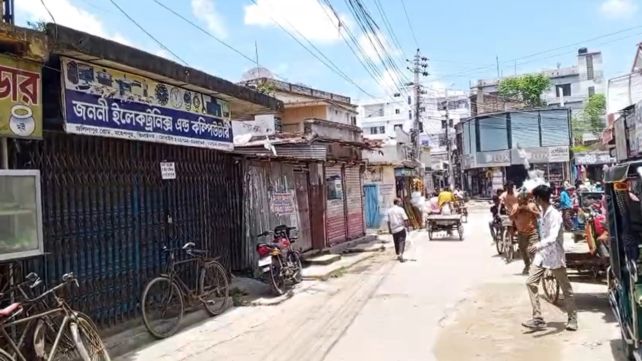 মহেশপুরে কয়েকটি হিন্দু পরিবারের ভারত গমনের দাবি, নীরবে সম্পত্তি বিক্রির অভিযোগ