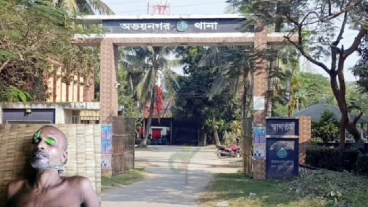 অভয়নগরে কৃষকের ঝুলন্ত মরদেহ উদ্ধার
