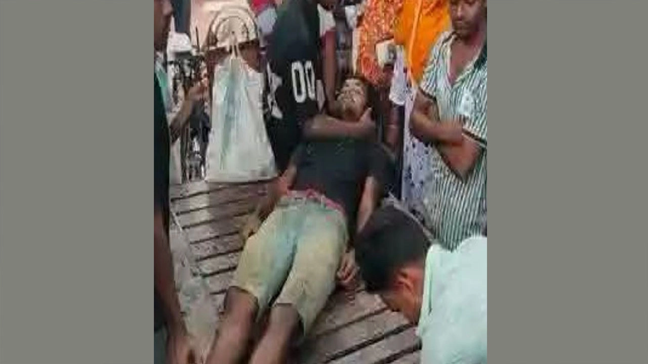 মহেশপুরে বিদ্যুৎস্পৃষ্টে নির্মাণশ্রমিকের মৃত্যু