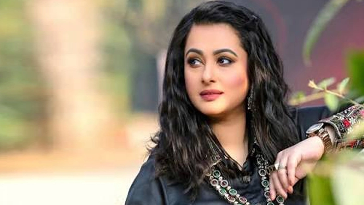 ভিলেন চরিত্রে অভিনয়ের ইচ্ছা পূর্ণিমার
