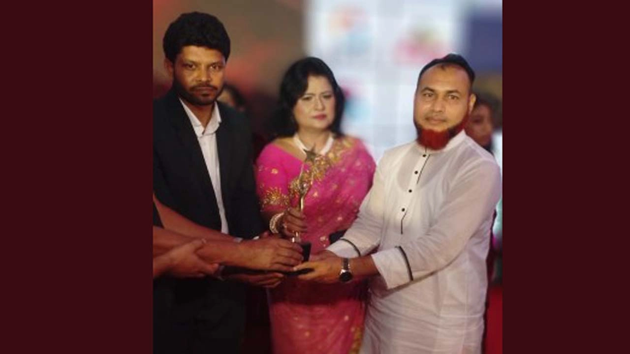 সমাজসেবায় ‘সুপার সাকসেস অ্যাওয়ার্ড-২০২৬’ পেলেন যশোরের বিএম শামীম