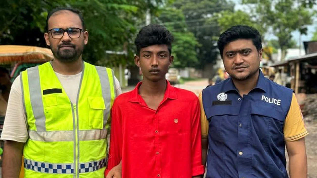 বরিশালে থানায় হামলা ও ভাঙচুর মামলার আসামি রিফাত যশোর থেকে আটক