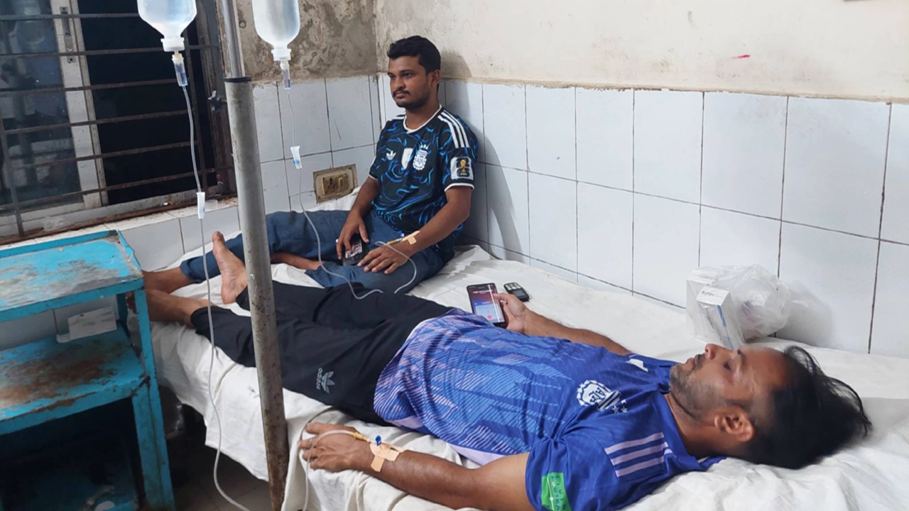 কালীগঞ্জে দুই সাংবাদিকের ওপর হামলা