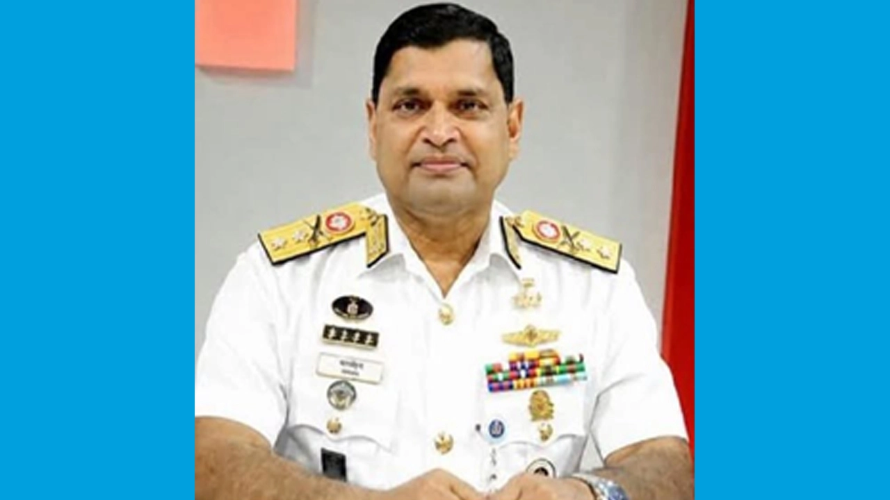 নৌবাহিনীর প্রধান হলেন পাবনার খোন্দকার মিসবাহ উল আজীম রূপম