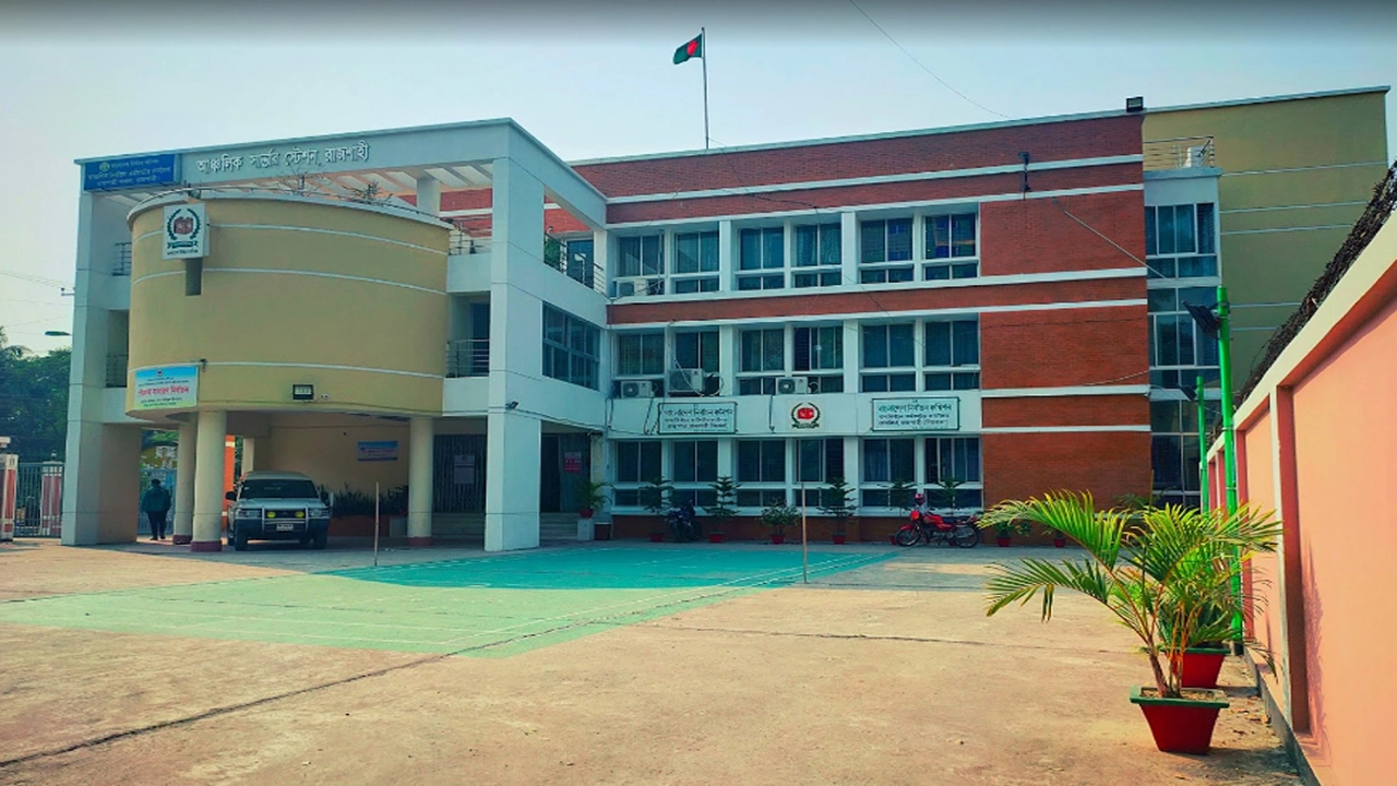 রাজশাহী নির্বাচন অফিসে ১৪৩ কর্মী নিয়োগে ঘুষের অভিযোগ